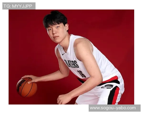 媒体人建议开拓者将杨瀚森下放G联盟以寻求更稳定的成长机会